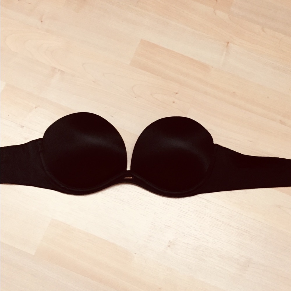 Victoria Secret strapless black bra